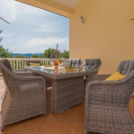 Villa Piljak