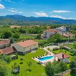 Villa Piljak *